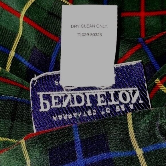 Pendleton Women's Size 12 Long Sleeve Button Down Shirt Green 100% Silk Vintage - Picture 4 of 4